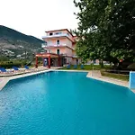 Kalias Otel