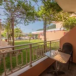 Kalias Hotel 3*