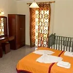 Kalias 3*