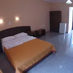 Kalias Hotel