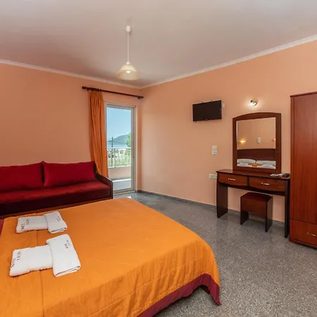 Kalias Hotel 3*