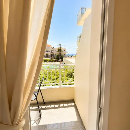 Kalias Hotel