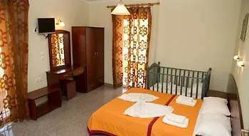 Kalias 3*