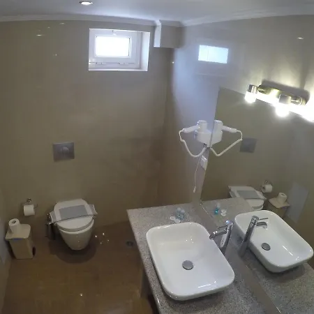 Отель Kalias Василики